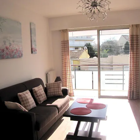 Moderne A - 50 M² - Vue Sur Jardin * アンティーブ