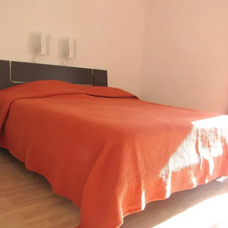 Moderne A - 50 M² - Vue Sur Jardin アパート