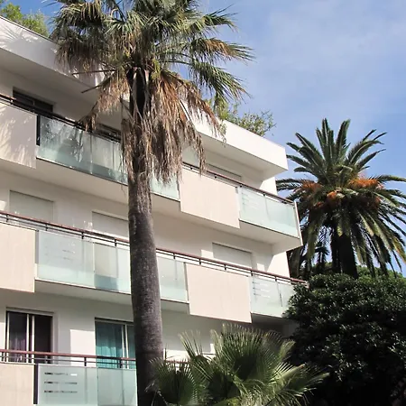 公寓 Moderne A - 50 M² - Vue Sur Jardin 昂蒂布