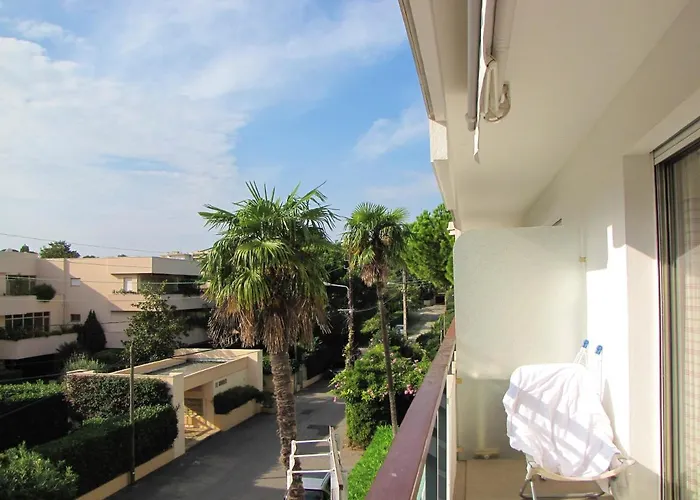 Apartment Moderne A - 50 M² - Vue Sur Jardin Antibes