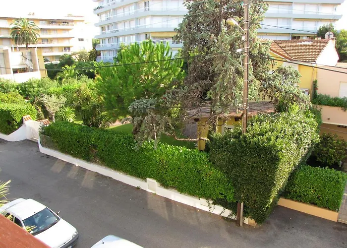 Moderne A - 50 M² - Vue Sur Jardin Apartment Antibes