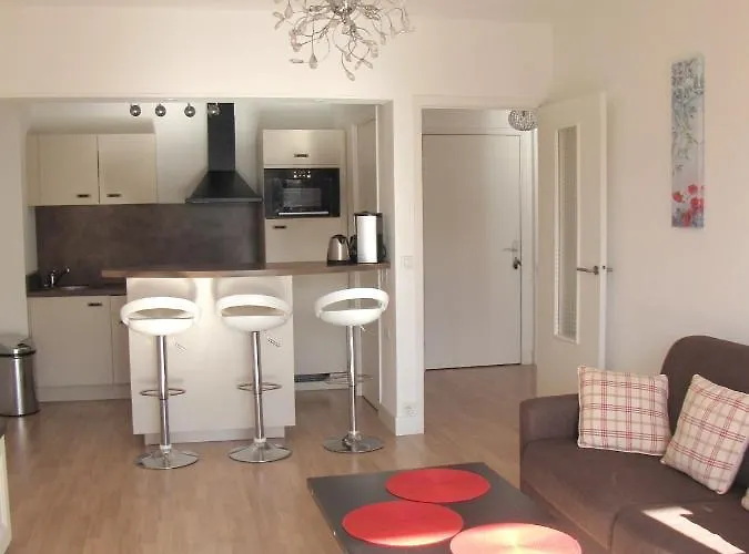 Moderne A - 50 M² - Vue Sur Jardin Apartment Antibes
